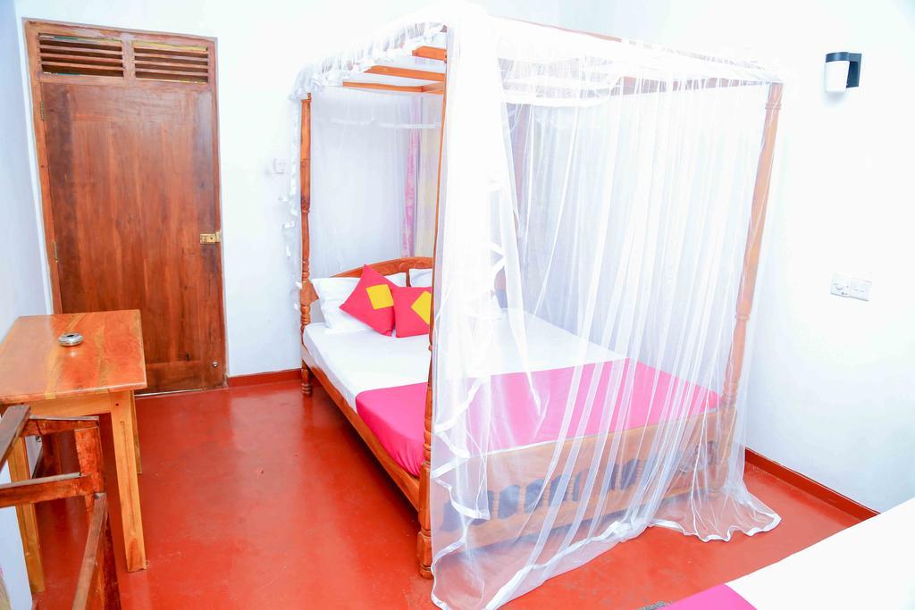 Mallika Guest House 坦加拉 外观 照片
