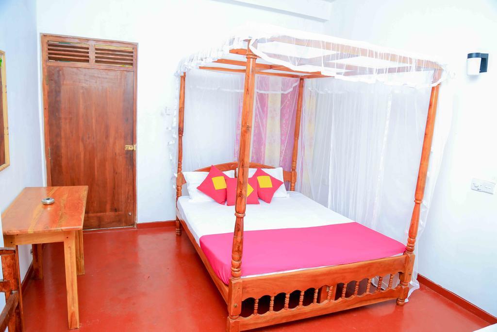 Mallika Guest House 坦加拉 外观 照片