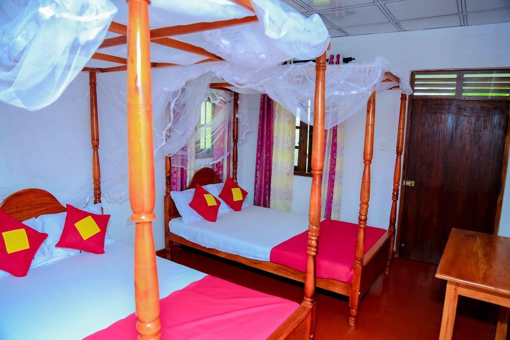 Mallika Guest House 坦加拉 外观 照片