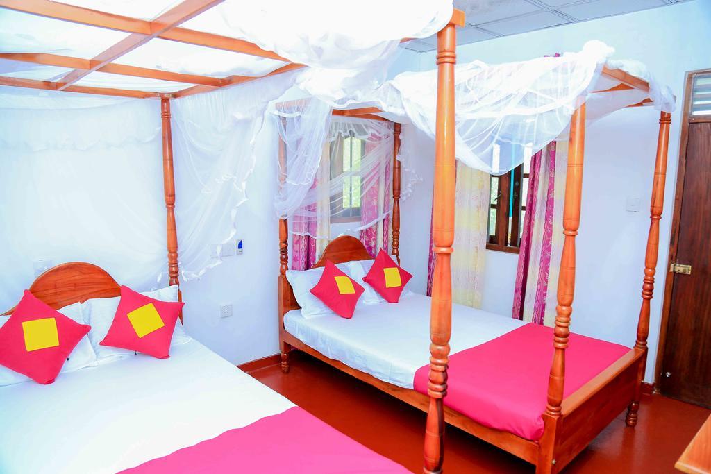 Mallika Guest House 坦加拉 外观 照片
